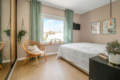 c79630de16161d9ce2680d14e500ea12 - 17