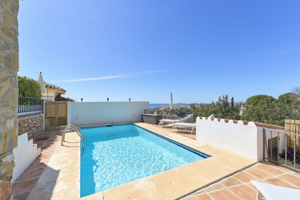 c7bf9ec6e8ad75dd92e25422503c4382 - 4