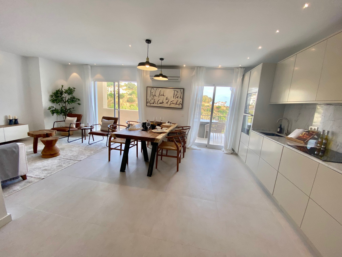 c7c70412b0478fc0e4687ccf49b0086d - 14