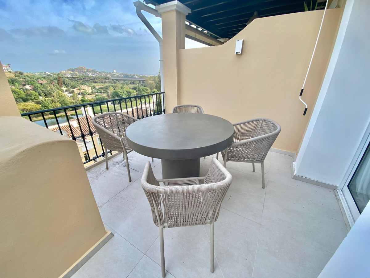 c7c70412b0478fc0e4687ccf49b0086d - 15