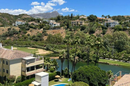 c7c70412b0478fc0e4687ccf49b0086d - 18