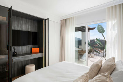 c8e2116f7edaa0e8902602f057792d35 - 15