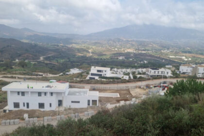 c946518c983a55b6b9fae612ec829f5f - 3