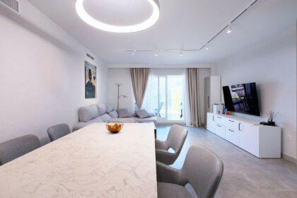 ca0b6170431e4511eaed8f740d8f2d2c - 2