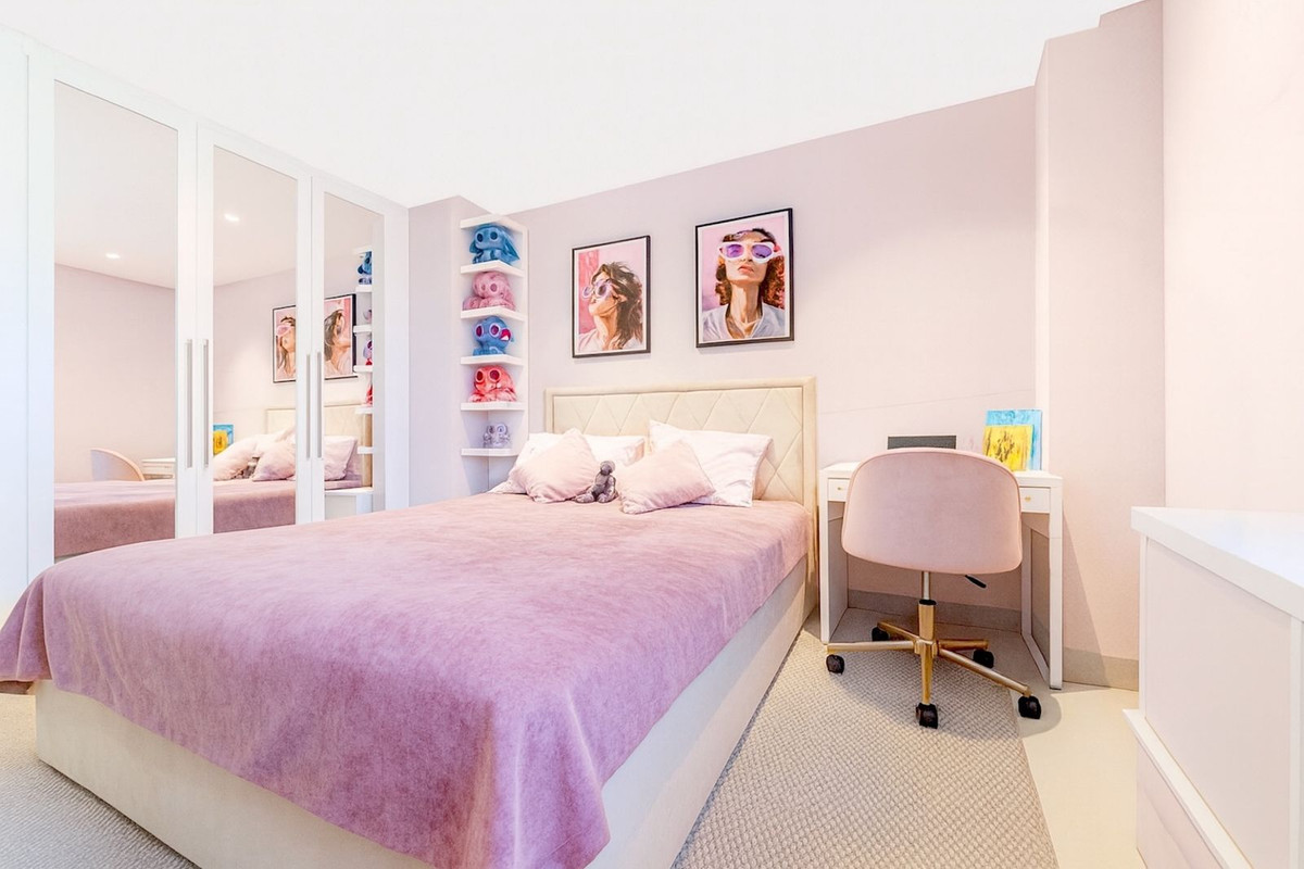 ca40293524312571a73a25a179568d54 - 16