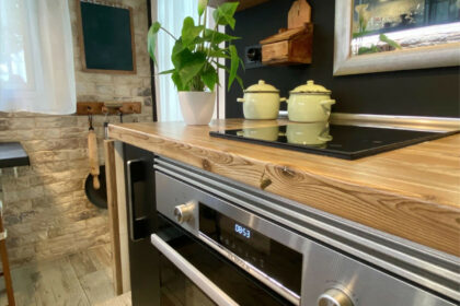 ca698e85f2c82ed99ce3e38cc3569d8c - 11