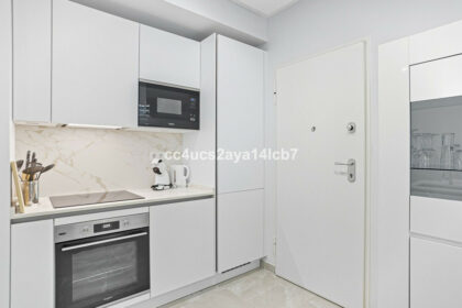 cb637608ee6c3ece16d84f8887225239 - 2