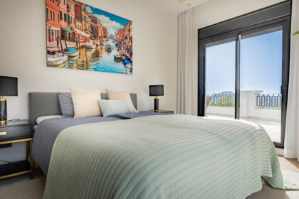 cb9268fa60e8e3f81c73b3a09d745df5 - 17