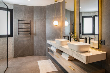 cb9268fa60e8e3f81c73b3a09d745df5 - 18