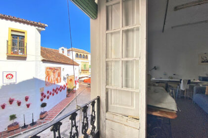 cb9b4f0f68b41af460675a238abaff69 - 20