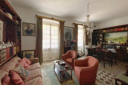 cb9b4f0f68b41af460675a238abaff69 - 32