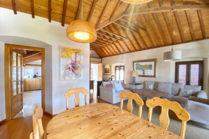 cb9b4f0f68b41af460675a238abaff69 - 7