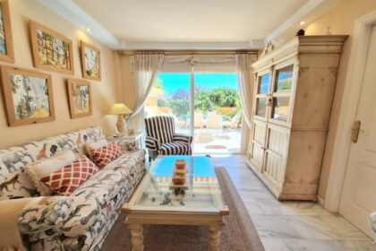 cc1eb15702ebe4186ac1604e696d7684 - 10