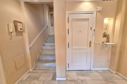 cc1eb15702ebe4186ac1604e696d7684 - 25