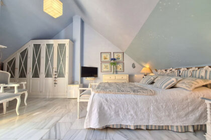 cc1eb15702ebe4186ac1604e696d7684 - 28