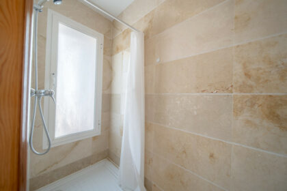 ccb46f44b1cc2e6877883860b719a11c - 23