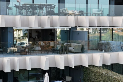 cce2afb0a7612b8446564aef5cab8364 - 53