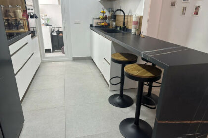 cd0490a5ea7ebb70c88d1a6d10c03660 - 10