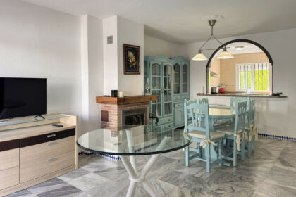 cd0dd179d0fa572663108633a5b1be0d - 10