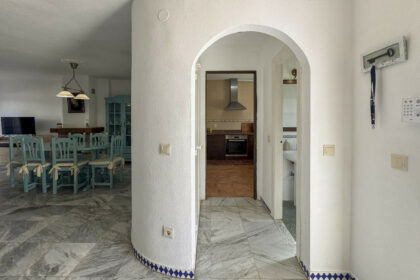 cd0dd179d0fa572663108633a5b1be0d - 15