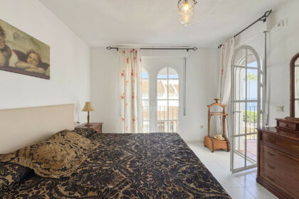 cd0dd179d0fa572663108633a5b1be0d - 21