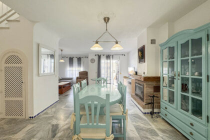 cd0dd179d0fa572663108633a5b1be0d - 3