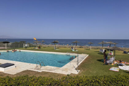 cd0dd179d0fa572663108633a5b1be0d - 38