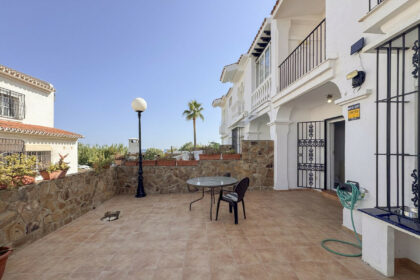 cd0dd179d0fa572663108633a5b1be0d - 4