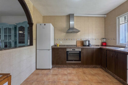 cd0dd179d0fa572663108633a5b1be0d - 5