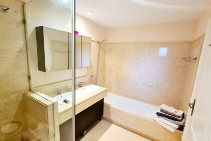 cd36c9c626f4ac28857b11ce70ecd265 - 20