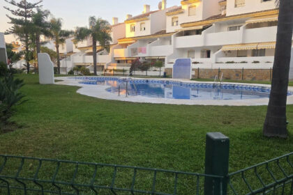 cd431d009a9addd6e364937b75be882f - 1