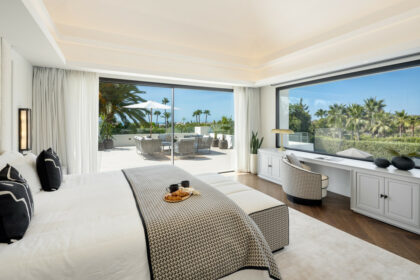 cd5ec4207d0c5af802be40f74c9f9d3a - 19