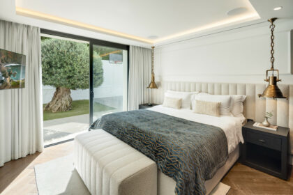 cd5ec4207d0c5af802be40f74c9f9d3a - 23