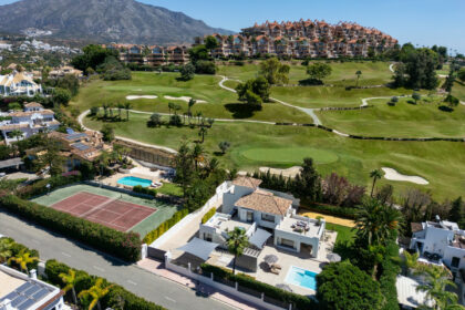 cd5ec4207d0c5af802be40f74c9f9d3a - 43