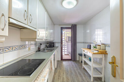 ce2abdf28af376db9b4c6fcffec730a8 - 13