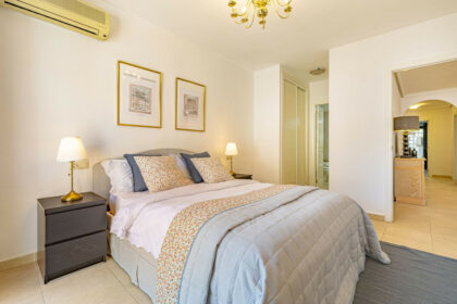 ce2abdf28af376db9b4c6fcffec730a8 - 15