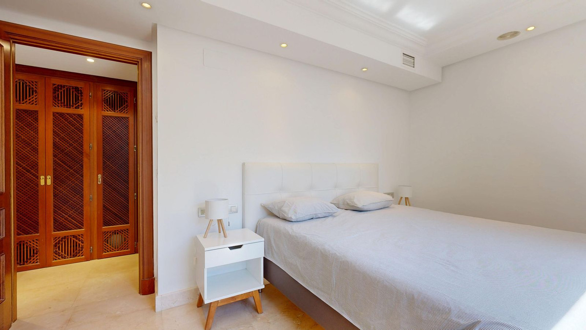 ce84625174a4811f224eb5263b4e5579 - 15