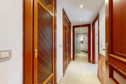 ce84625174a4811f224eb5263b4e5579 - 19