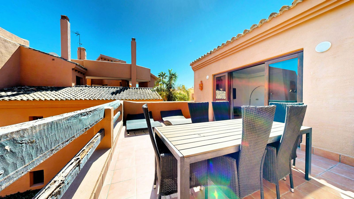 ce84625174a4811f224eb5263b4e5579 - 28