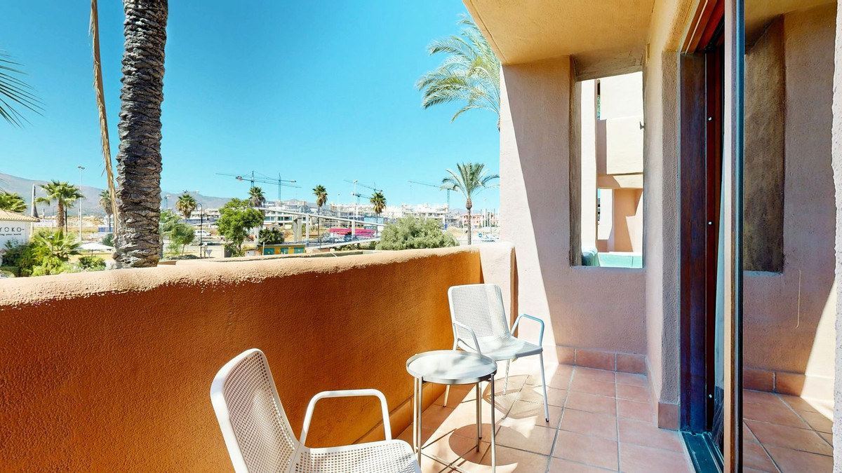 ce84625174a4811f224eb5263b4e5579 - 30