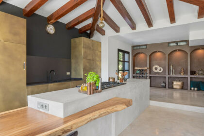 d016d5bedd1ee3ba91263f79ff660d89 - 24