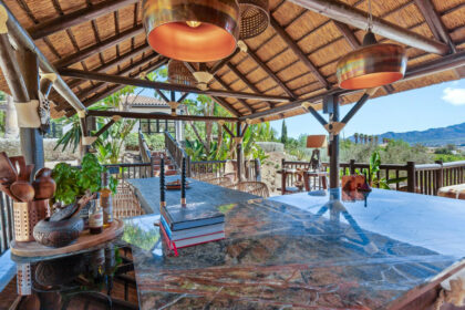 d016d5bedd1ee3ba91263f79ff660d89 - 53