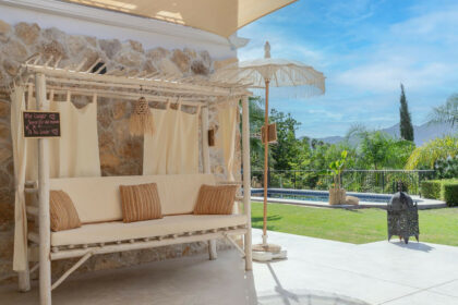 d016d5bedd1ee3ba91263f79ff660d89 - 57