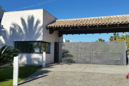 d020007c4259f220fe1b809c15b4d3d3 - 13