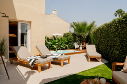 d12ec1f0cbd732c5e333ac77caeb204c - 13