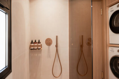 d12ec1f0cbd732c5e333ac77caeb204c - 23