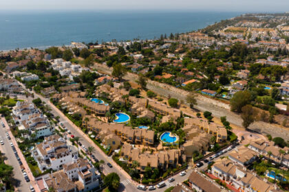 d12ec1f0cbd732c5e333ac77caeb204c - 53