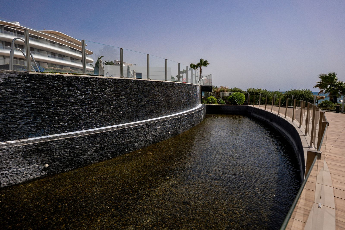 d14b27d9a2f00bef6655c32d5ac7226f - 57