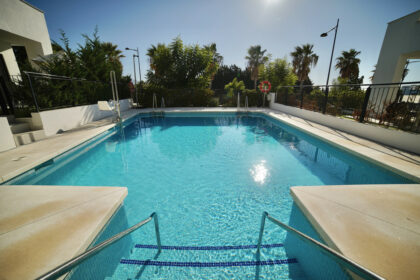 d15891df61c493222c8a675d5b8e9fa3 - 15