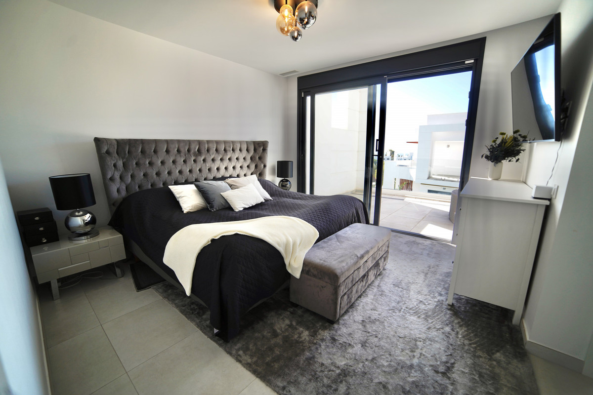 d15891df61c493222c8a675d5b8e9fa3 - 8